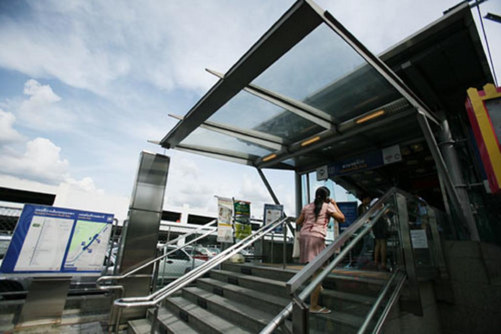 Impact Muang Thong Thani Service Condominium Bangkok Eksteriør bilde